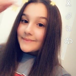 Meet your Posher, Felicity